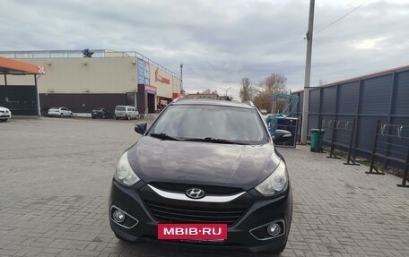 Hyundai ix35 I рестайлинг, 2010 год, 990 000 рублей, 2 фотография