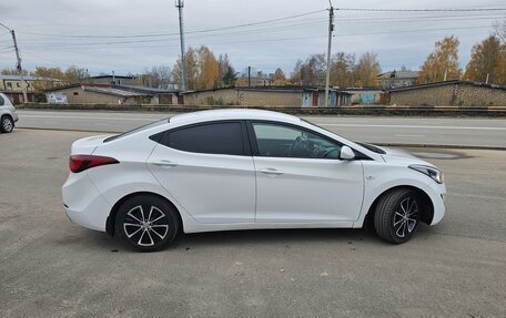 Hyundai Elantra V, 2014 год, 830 000 рублей, 3 фотография