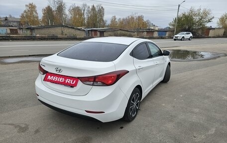 Hyundai Elantra V, 2014 год, 830 000 рублей, 2 фотография