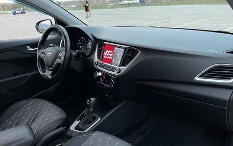 Hyundai Solaris II рестайлинг, 2018 год, 1 740 000 рублей, 9 фотография