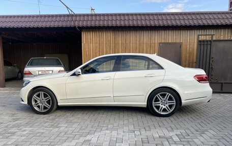 Mercedes-Benz E-Класс, 2010 год, 1 680 000 рублей, 1 фотография