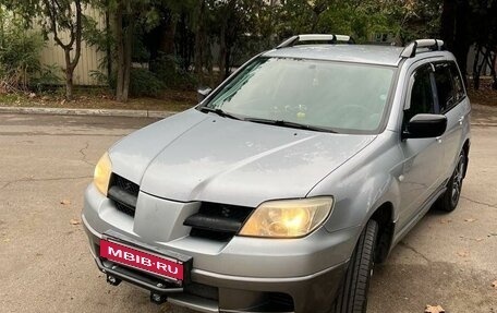 Mitsubishi Outlander III рестайлинг 3, 2005 год, 800 000 рублей, 3 фотография