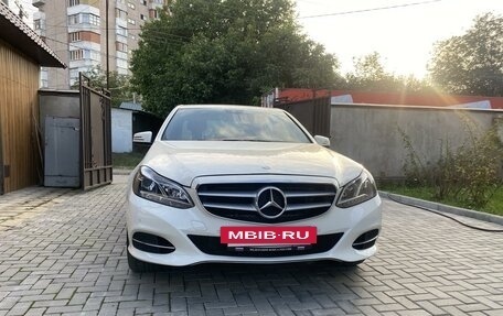 Mercedes-Benz E-Класс, 2010 год, 1 680 000 рублей, 4 фотография