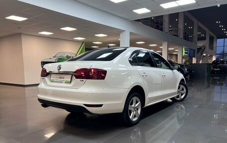 Volkswagen Jetta VI, 2013 год, 1 345 000 рублей, 2 фотография