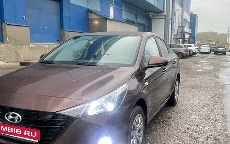 Hyundai Solaris II рестайлинг, 2022 год, 1 500 000 рублей, 9 фотография