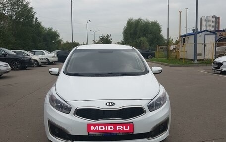 KIA cee'd III, 2016 год, 1 550 000 рублей, 2 фотография