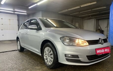 Volkswagen Golf VII, 2013 год, 900 000 рублей, 3 фотография