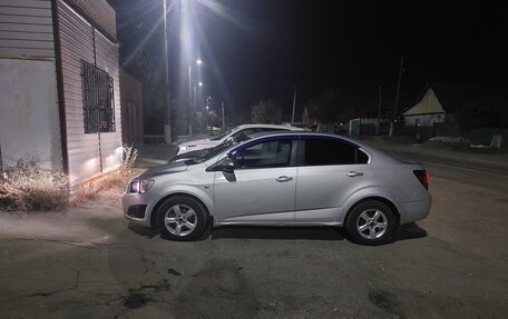 Chevrolet Aveo III, 2013 год, 830 000 рублей, 2 фотография