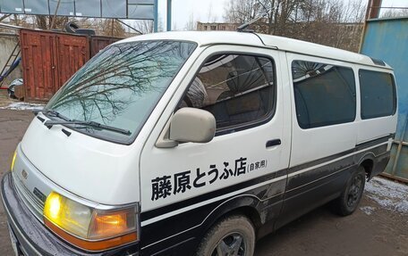 Toyota HiAce H100, 1992 год, 780 000 рублей, 5 фотография