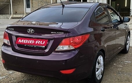 Hyundai Solaris II рестайлинг, 2011 год, 1 030 000 рублей, 6 фотография