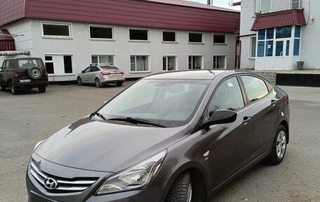 Hyundai Solaris II рестайлинг, 2016 год, 1 300 000 рублей, 2 фотография