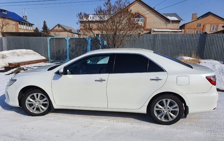 Toyota Camry, 2015 год, 2 150 000 рублей, 2 фотография