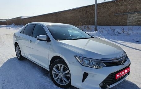 Toyota Camry, 2015 год, 2 150 000 рублей, 8 фотография