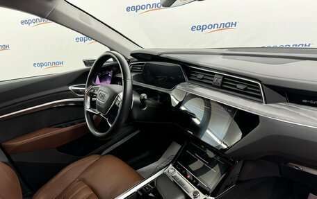 Audi e-tron I, 2020 год, 5 500 000 рублей, 11 фотография