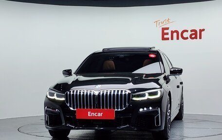 BMW 7 серия, 2021 год, 6 400 000 рублей, 2 фотография