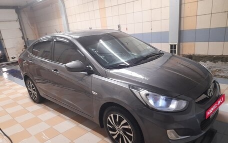 Hyundai Solaris II рестайлинг, 2012 год, 735 000 рублей, 14 фотография