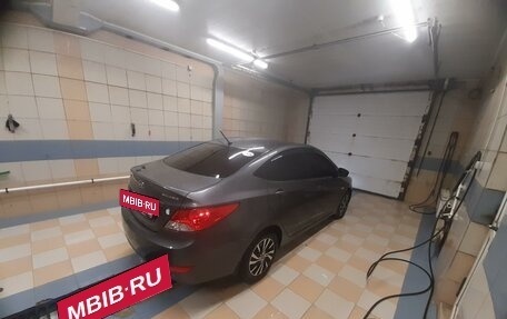 Hyundai Solaris II рестайлинг, 2012 год, 735 000 рублей, 22 фотография