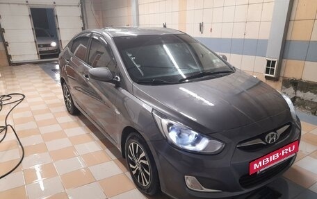 Hyundai Solaris II рестайлинг, 2012 год, 735 000 рублей, 18 фотография