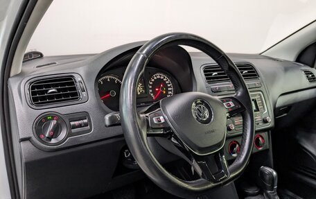 Volkswagen Polo VI (EU Market), 2018 год, 935 000 рублей, 16 фотография