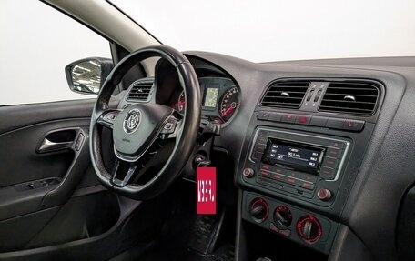 Volkswagen Polo VI (EU Market), 2018 год, 935 000 рублей, 24 фотография