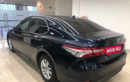 Toyota Camry, 2020 год, 2 800 000 рублей, 6 фотография