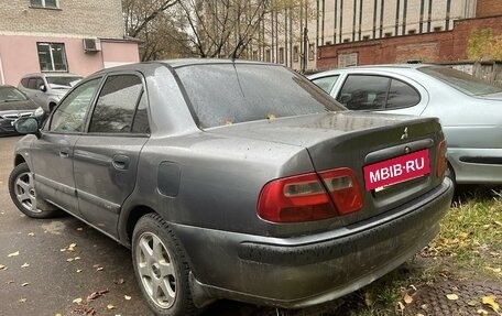 Mitsubishi Carisma I, 2001 год, 150 000 рублей, 2 фотография