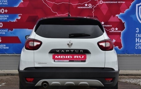 Renault Kaptur I рестайлинг, 2016 год, 1 305 000 рублей, 4 фотография