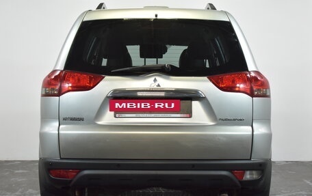 Mitsubishi Pajero Sport II рестайлинг, 2014 год, 1 899 000 рублей, 5 фотография