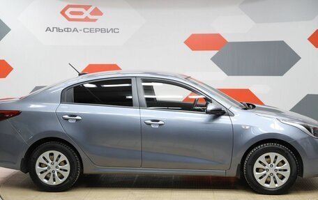 KIA Rio IV, 2018 год, 1 430 000 рублей, 4 фотография