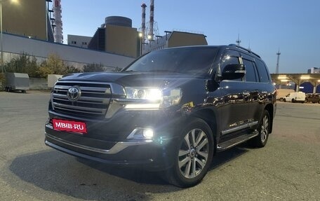 Toyota Land Cruiser 200, 2016 год, 7 300 000 рублей, 1 фотография