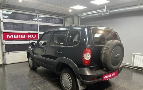 Chevrolet Niva I рестайлинг, 2011 год, 630 000 рублей, 4 фотография