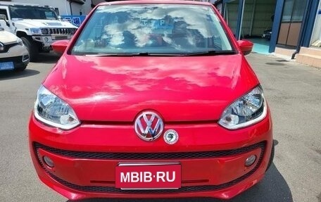 Volkswagen up! I рестайлинг, 2016 год, 560 016 рублей, 2 фотография