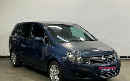 Opel Zafira B, 2011 год, 699 000 рублей, 3 фотография