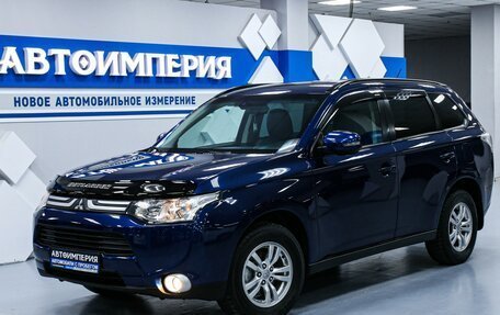 Mitsubishi Outlander III рестайлинг 3, 2013 год, 1 718 000 рублей, 4 фотография