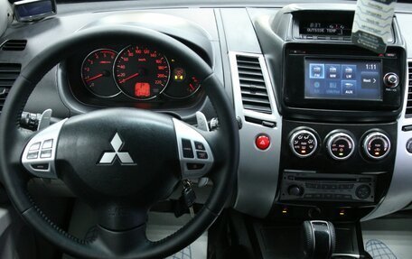 Mitsubishi Pajero Sport II рестайлинг, 2013 год, 2 048 000 рублей, 19 фотография