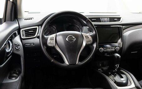 Nissan Qashqai, 2015 год, 1 878 000 рублей, 15 фотография