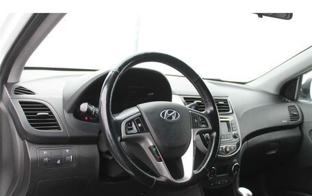 Hyundai Solaris II рестайлинг, 2014 год, 1 110 000 рублей, 17 фотография