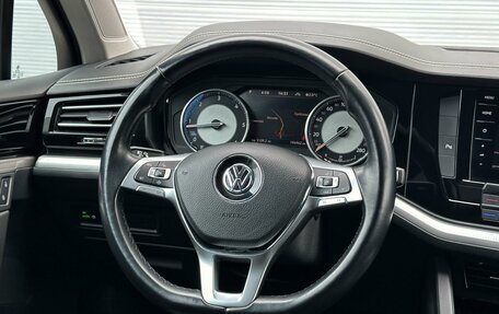 Volkswagen Touareg III, 2018 год, 4 410 000 рублей, 14 фотография