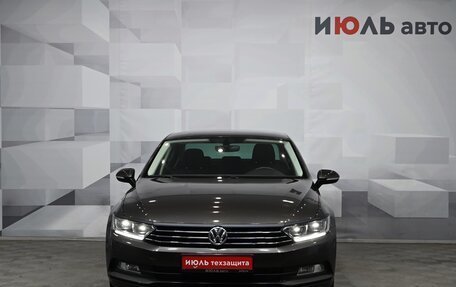 Volkswagen Passat B8 рестайлинг, 2016 год, 1 900 000 рублей, 2 фотография