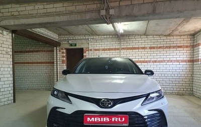 Toyota Camry, 2021 год, 3 555 000 рублей, 1 фотография