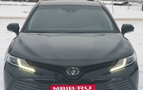 Toyota Camry, 2021 год, 3 200 000 рублей, 1 фотография