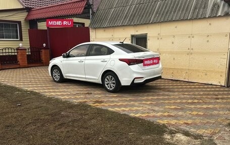 Hyundai Solaris II рестайлинг, 2018 год, 1 020 000 рублей, 2 фотография