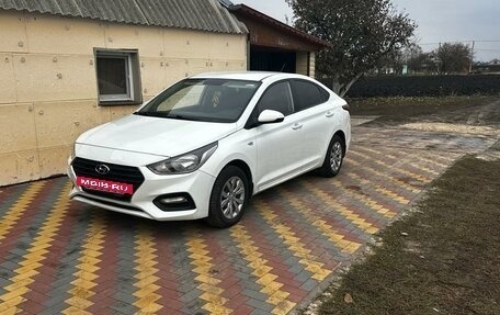 Hyundai Solaris II рестайлинг, 2018 год, 1 020 000 рублей, 10 фотография