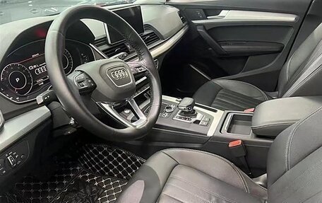 Audi Q5, 2020 год, 3 640 000 рублей, 7 фотография