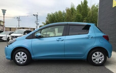 Toyota Vitz, 2014 год, 560 016 рублей, 8 фотография