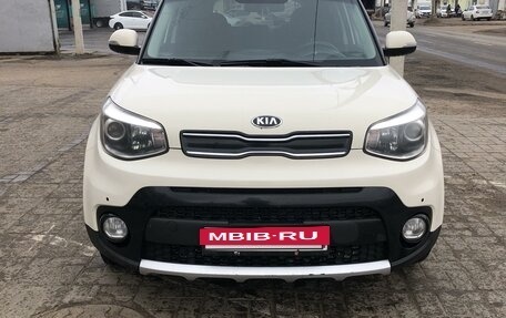 KIA Soul II рестайлинг, 2017 год, 1 800 000 рублей, 2 фотография