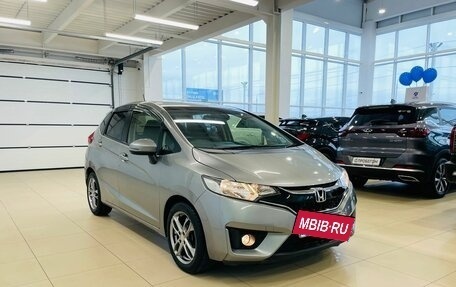 Honda Fit III, 2017 год, 1 379 000 рублей, 11 фотография