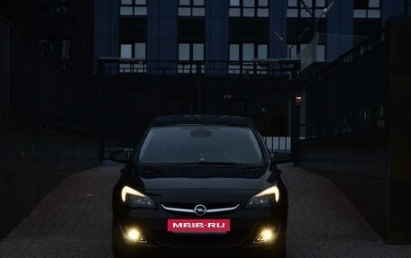 Opel Astra J, 2013 год, 990 000 рублей, 10 фотография