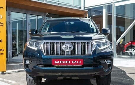 Toyota Land Cruiser Prado 150 рестайлинг 2, 2018 год, 4 899 000 рублей, 2 фотография