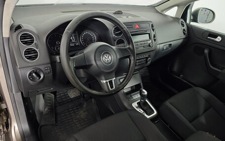 Volkswagen Golf Plus II, 2011 год, 829 000 рублей, 14 фотография